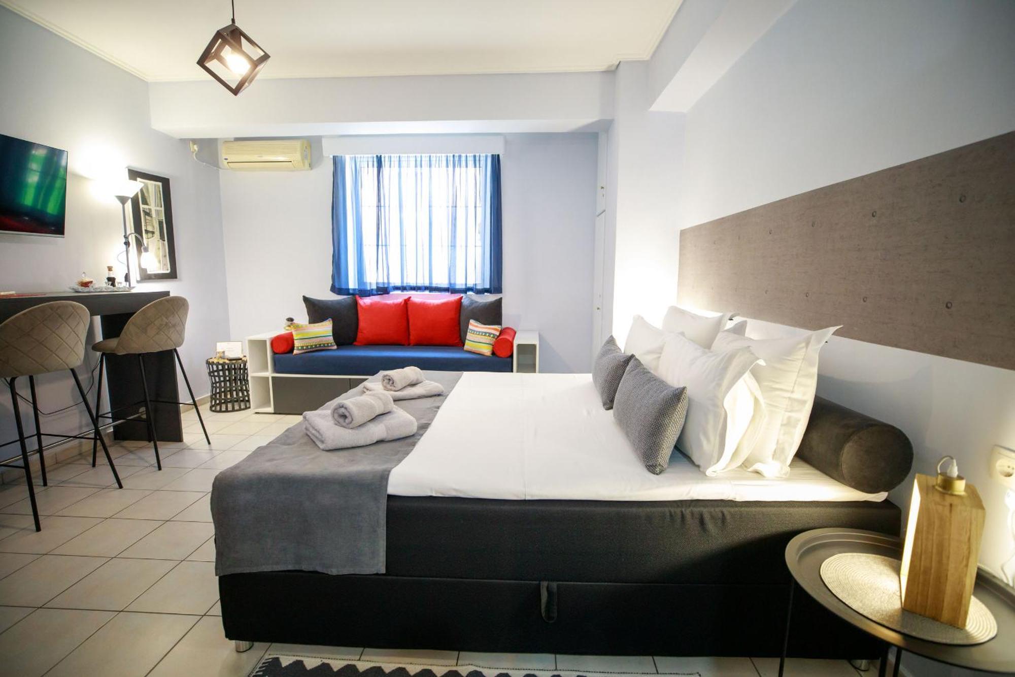 Adriana'S Downtown Studio-Parking Lot Included Patras Ngoại thất bức ảnh